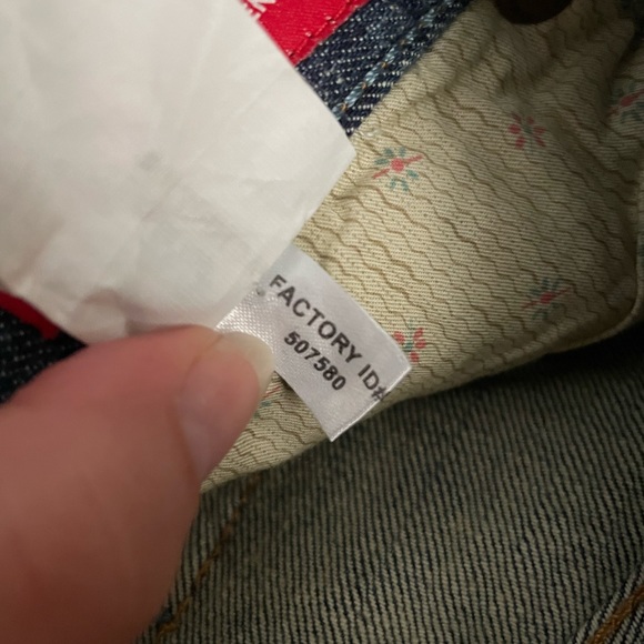 Express. X2 jeans with floral embroidery on back pockets. - Picture 8 of 9